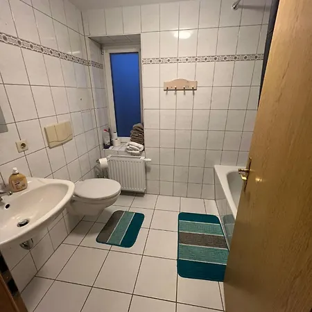 Monteurwohnung Naehe Leuna, Halle Und Leipzig *